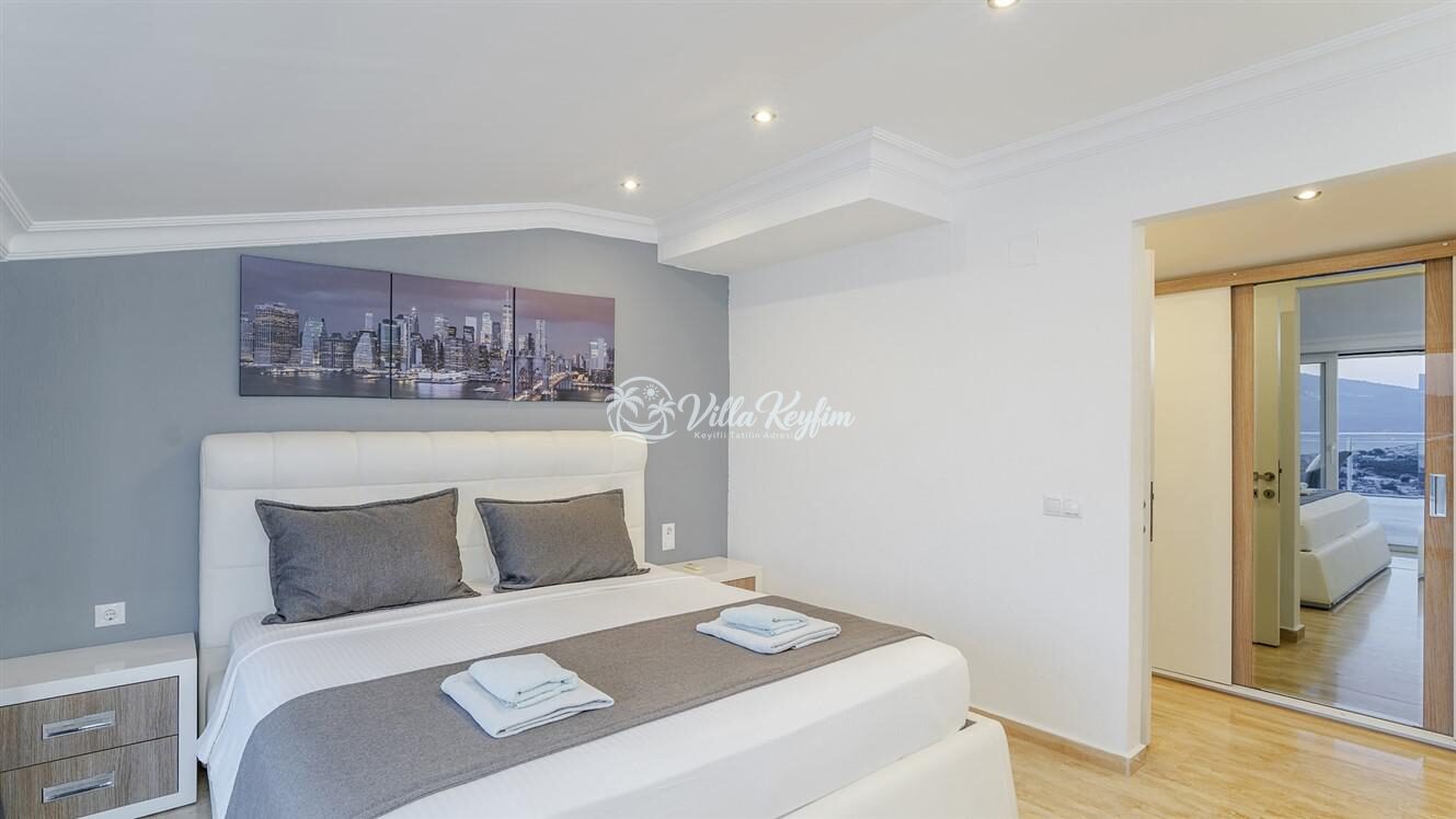 Villa Neptune — 100