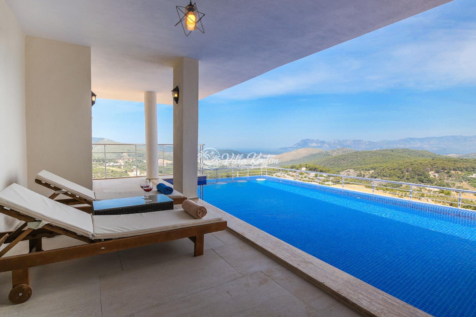 Villa Hills Excellence — 3