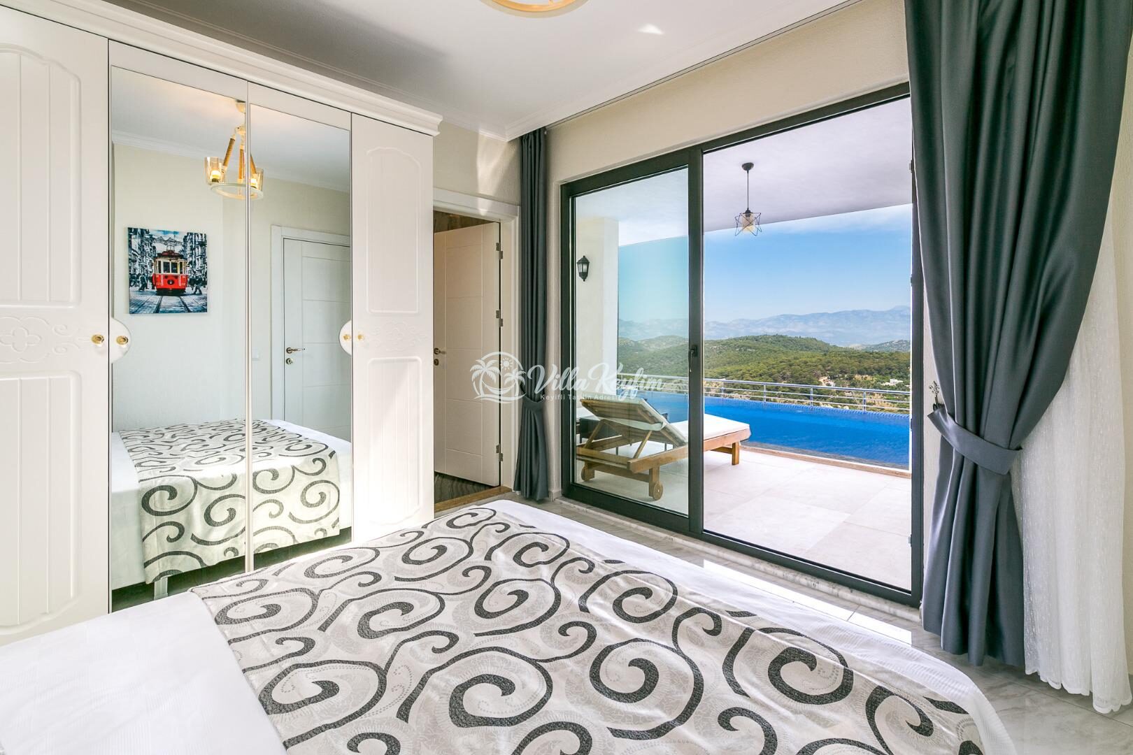 Villa Hills Excellence — 52