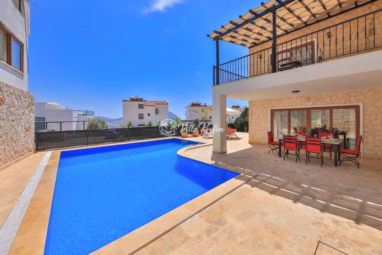 Villa Serta — 6