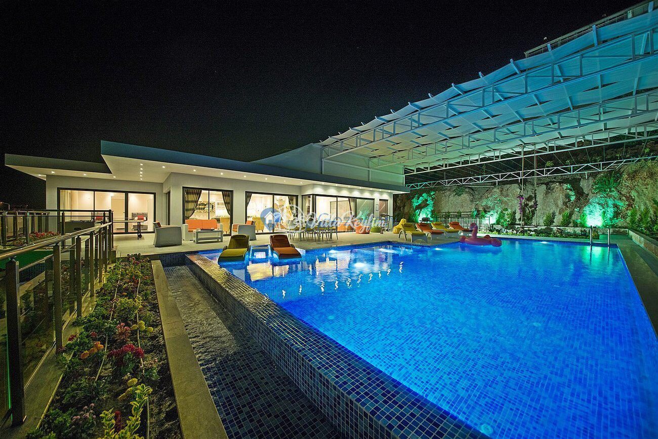 Villa Alis — 1
