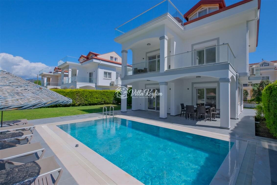 Villa Polo Two — 17