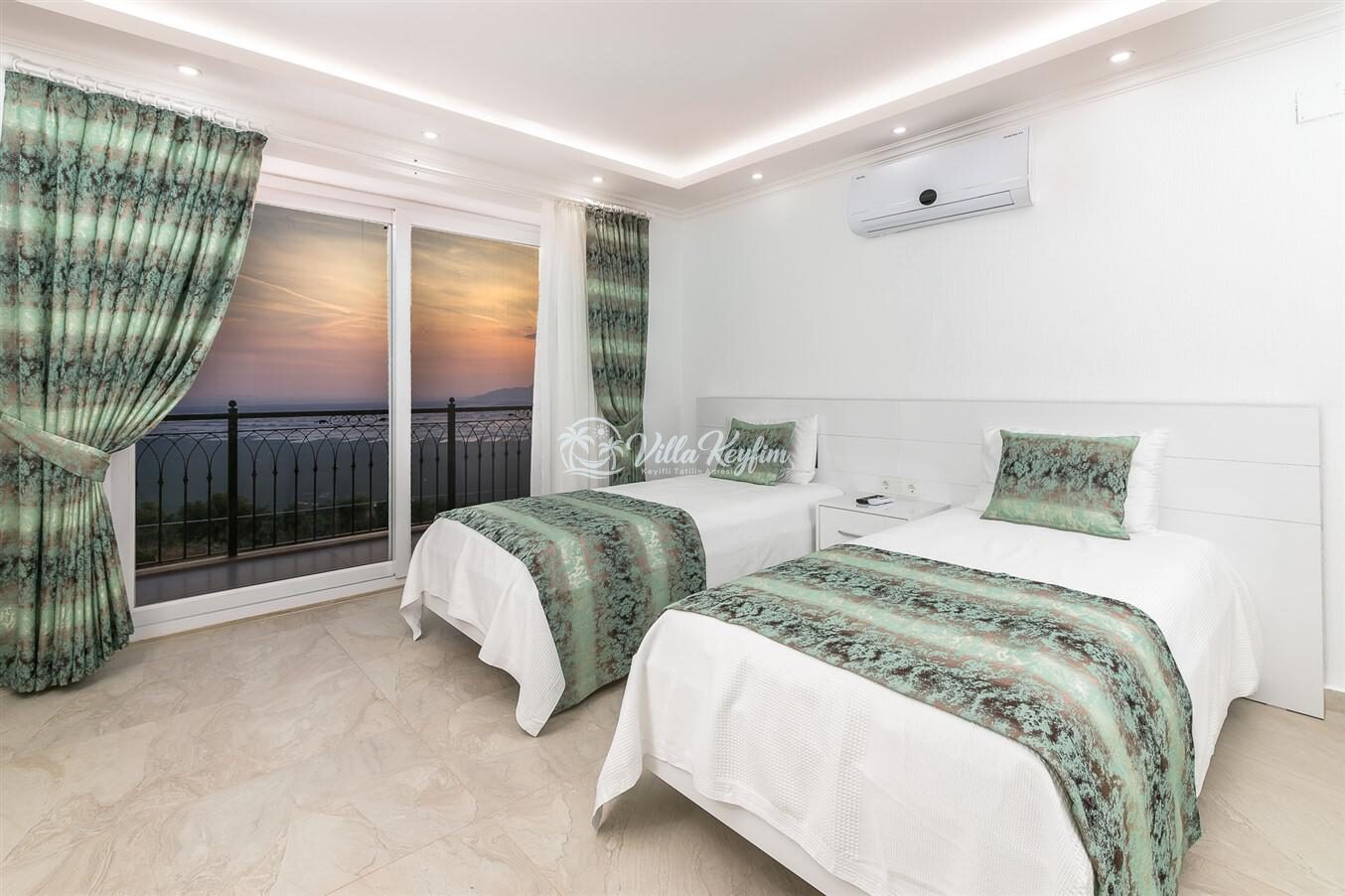 Villa Lavinia — 21