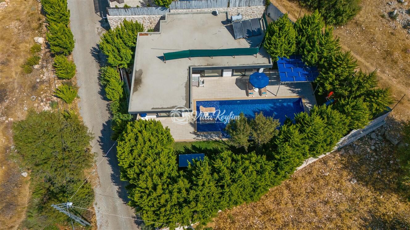 Villa Saha — 50
