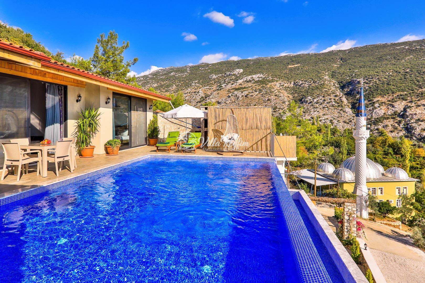 Villa Achyle — 8