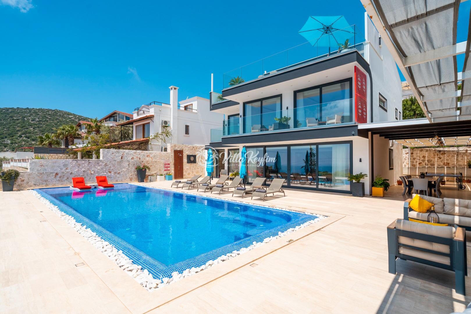 Villa Cratos — 11