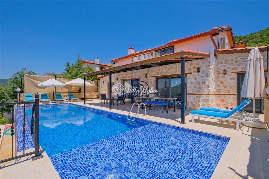Villa Ev May — 1