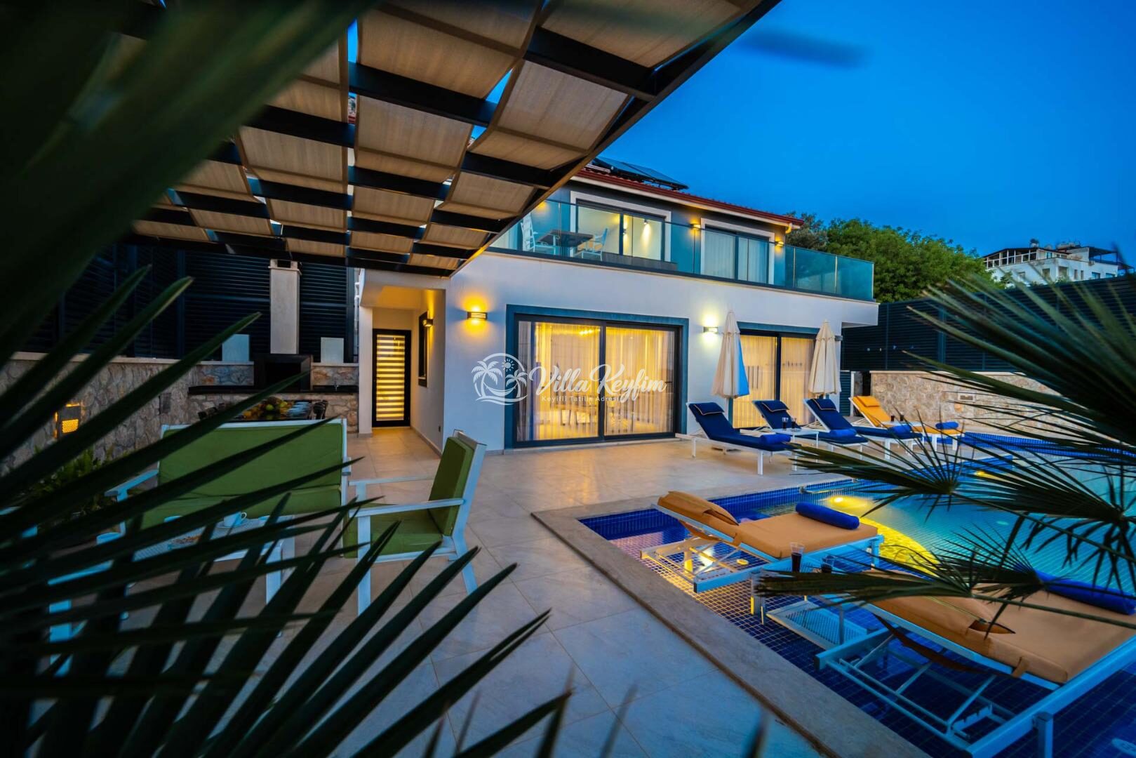 Villa Therapy 620 — 1