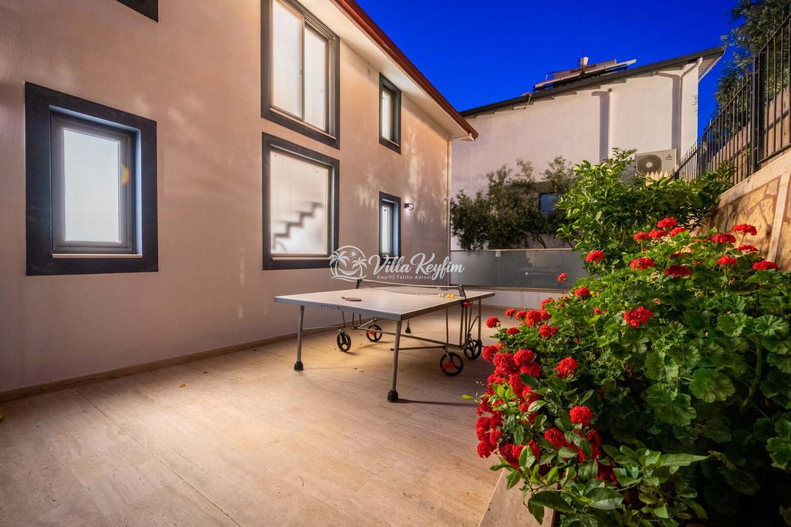 Villa Therapy 620 — 4