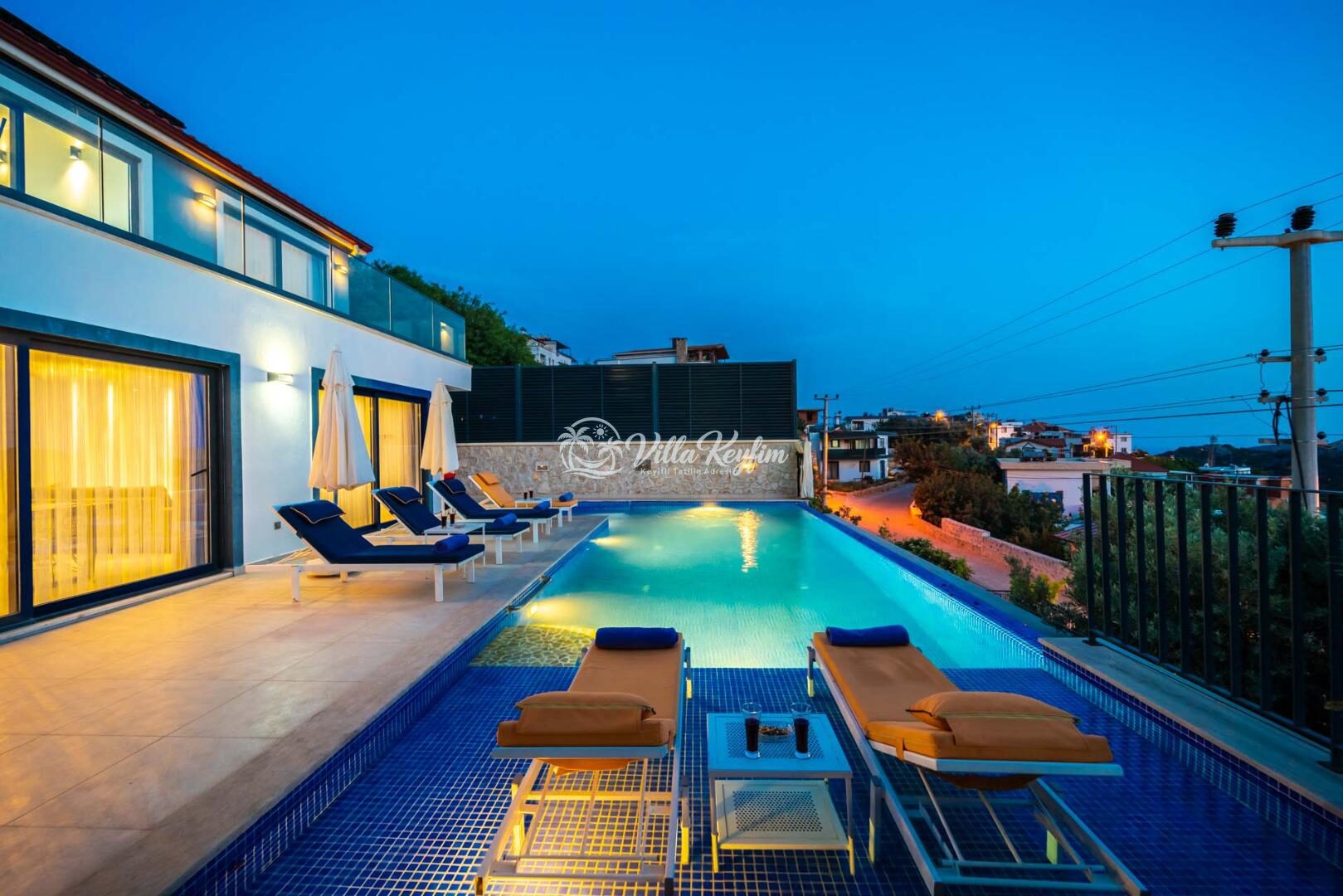 Villa Therapy 620 — 6