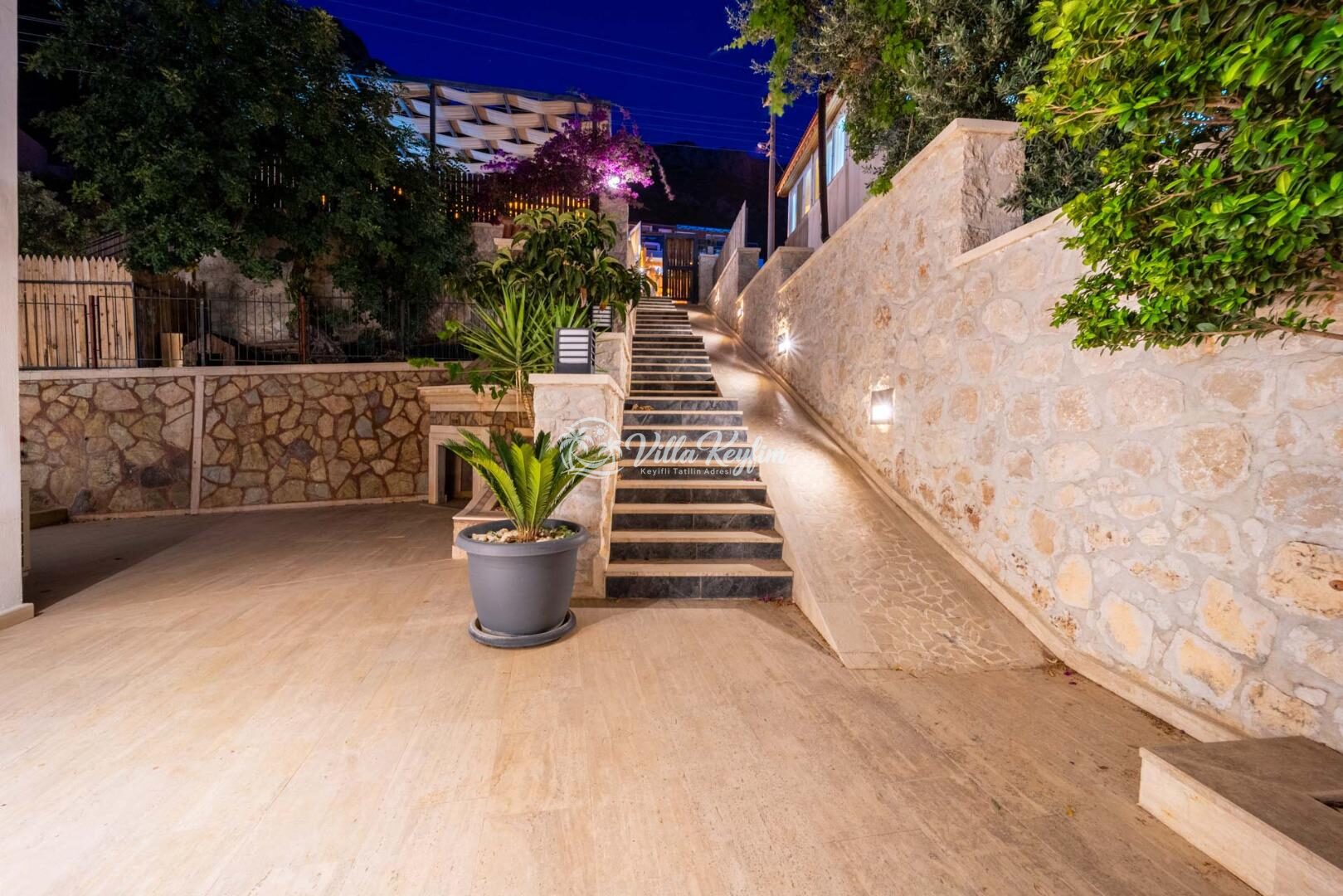 Villa Therapy 620 — 10