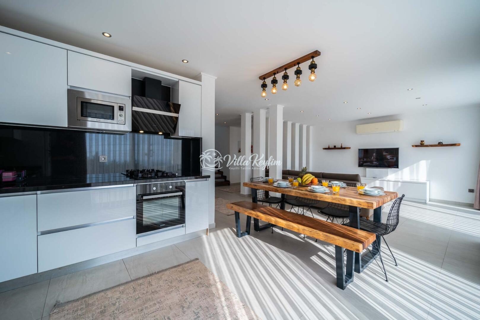 Villa Therapy 620 — 24