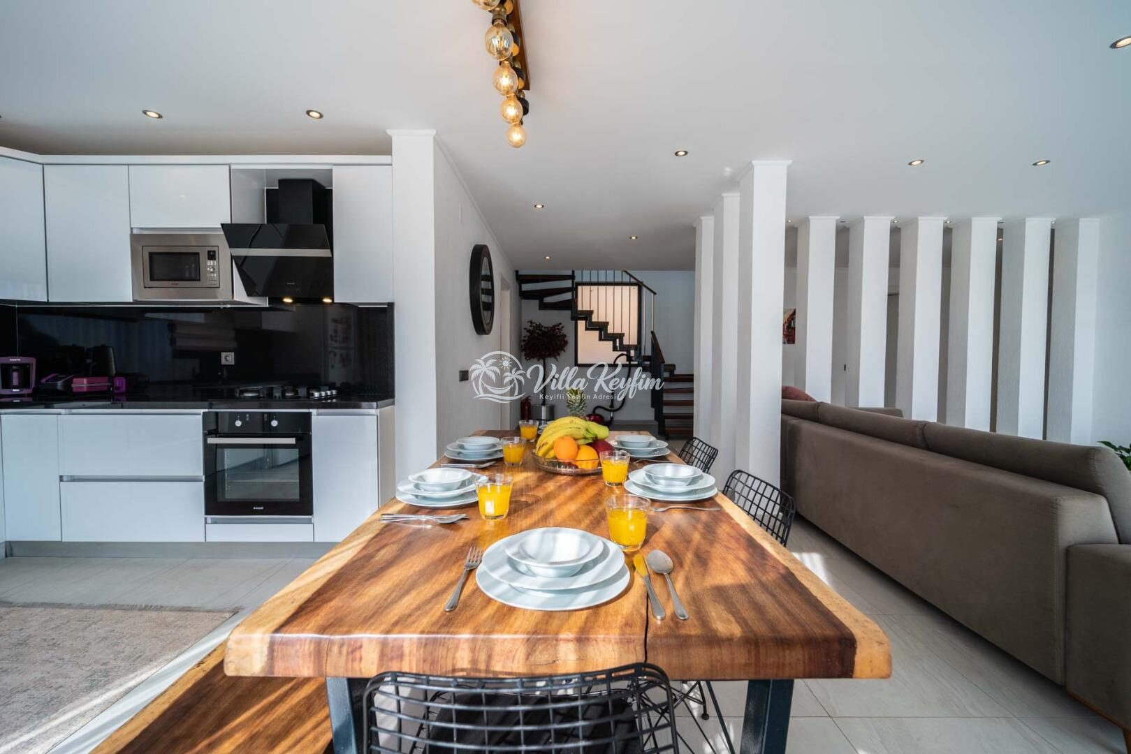 Villa Therapy 620 — 25