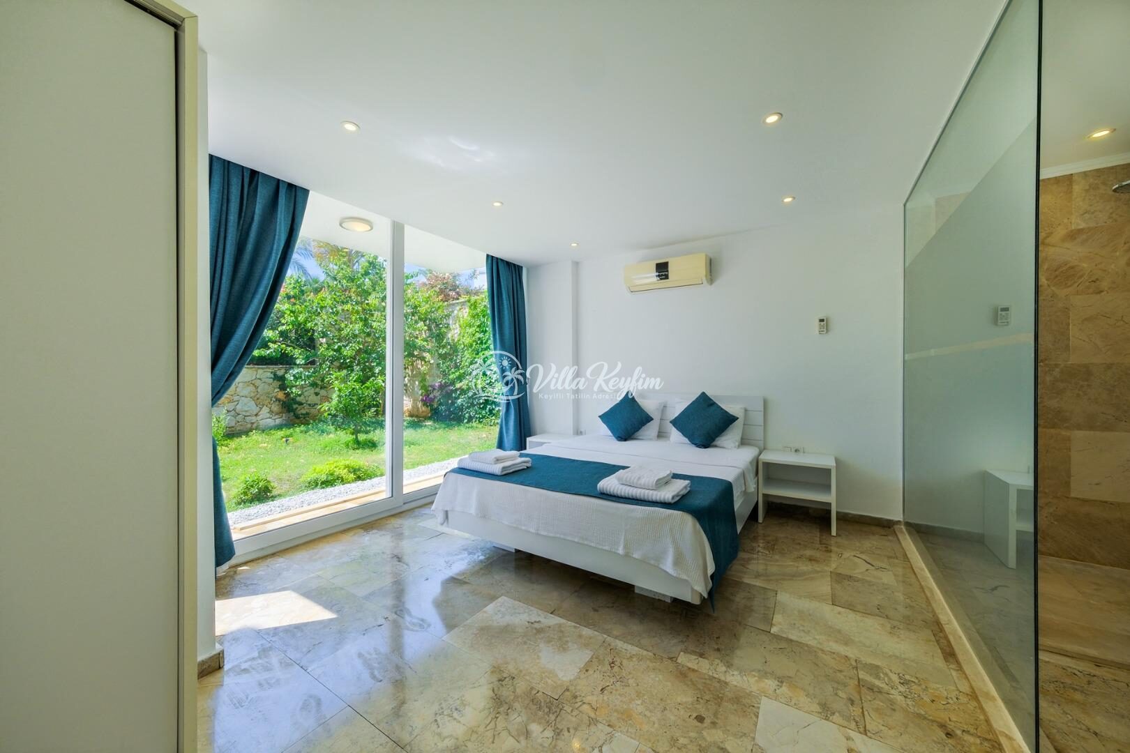 Villa Lumiere 3 — 77
