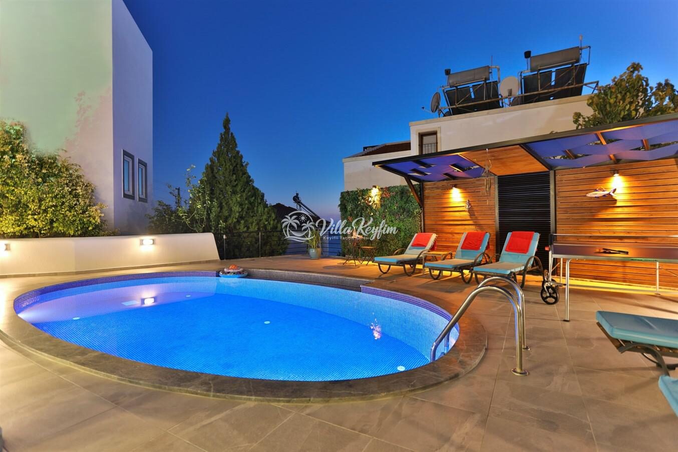 Villa Lotus — 4