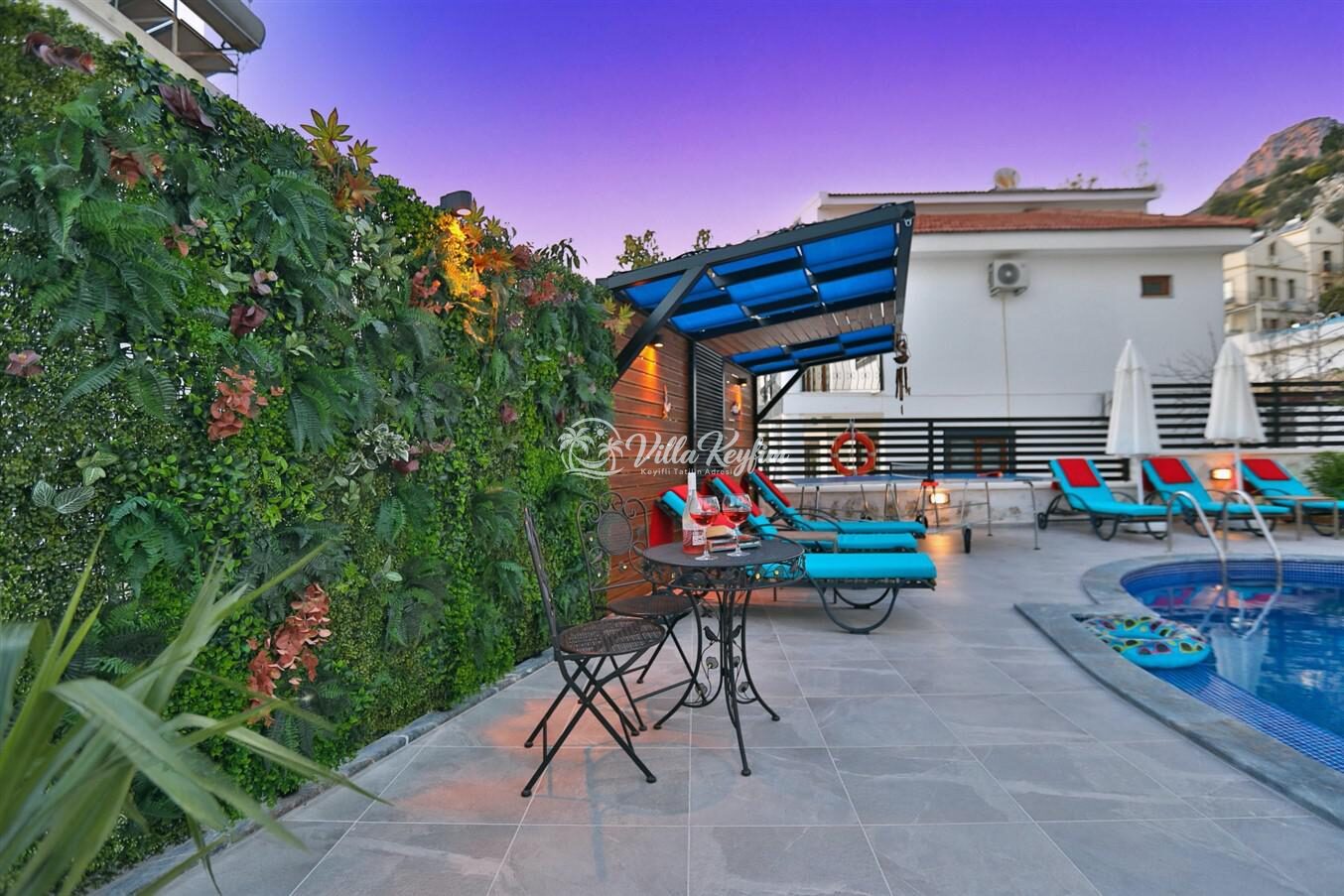 Villa Lotus — 8
