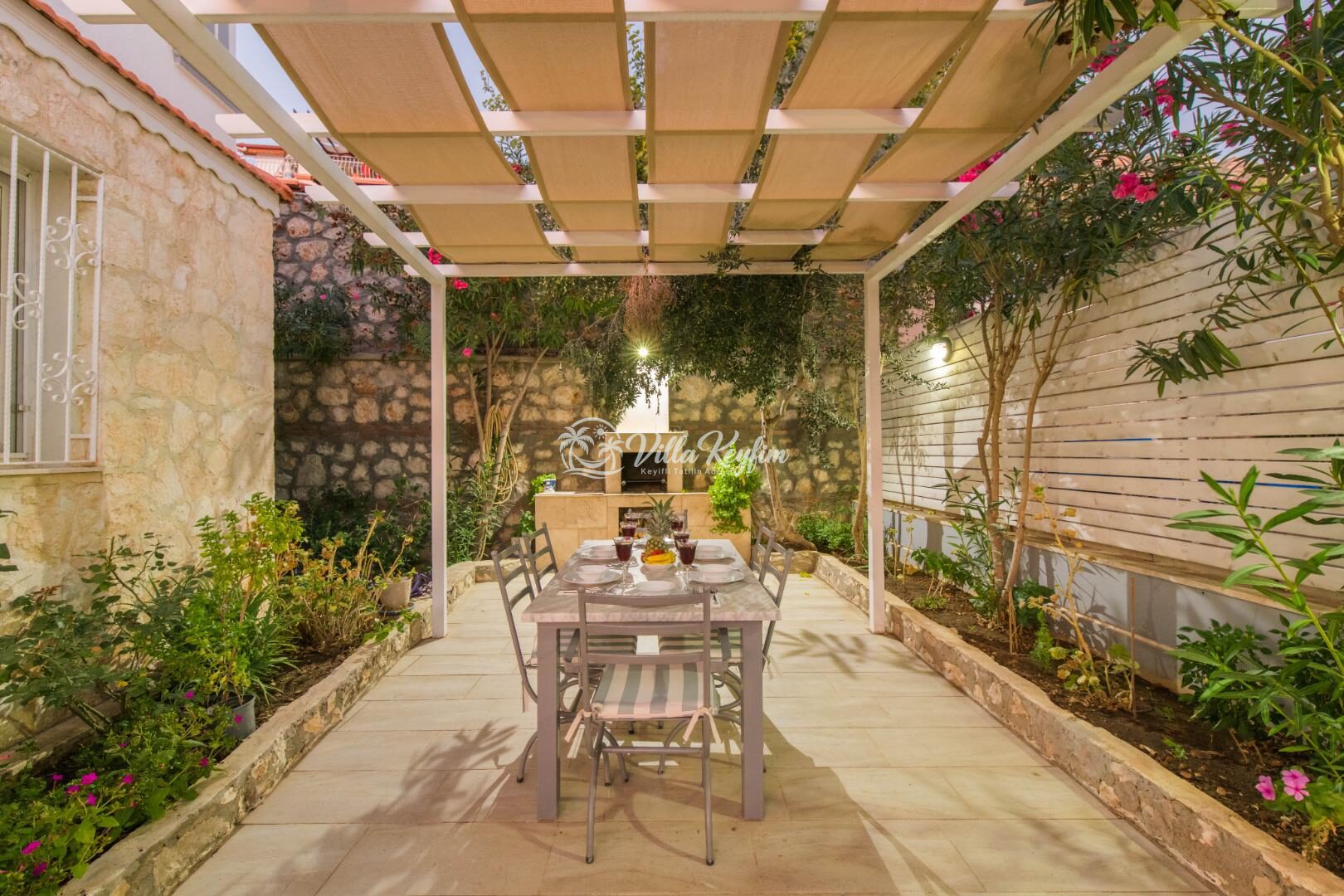 Villa Monte — 8