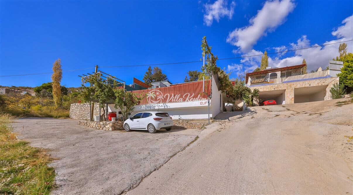 Villa Rainbow — 4