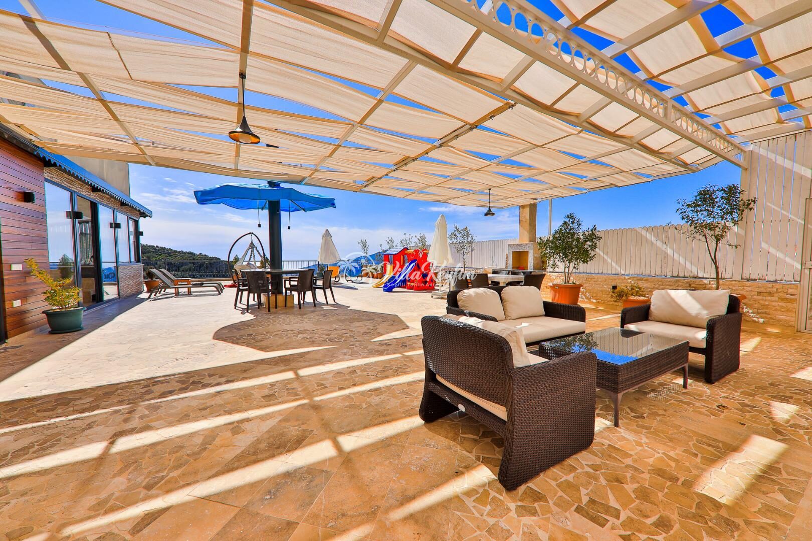 Villa Felix — 32
