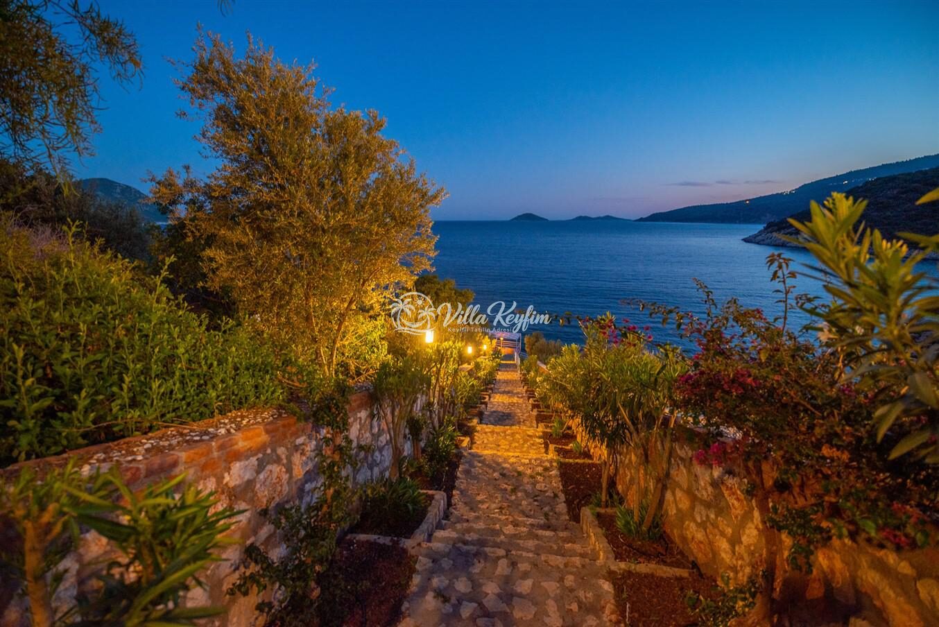 Villa Elana 1 — 82
