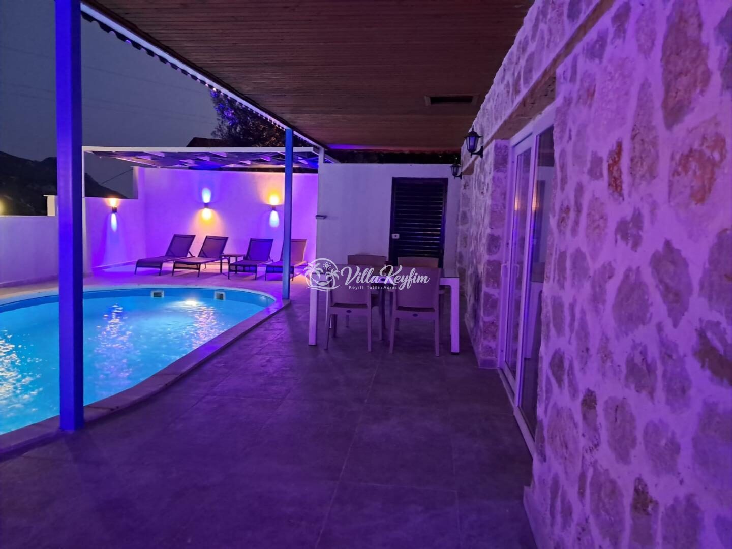 Villa Tema — 10