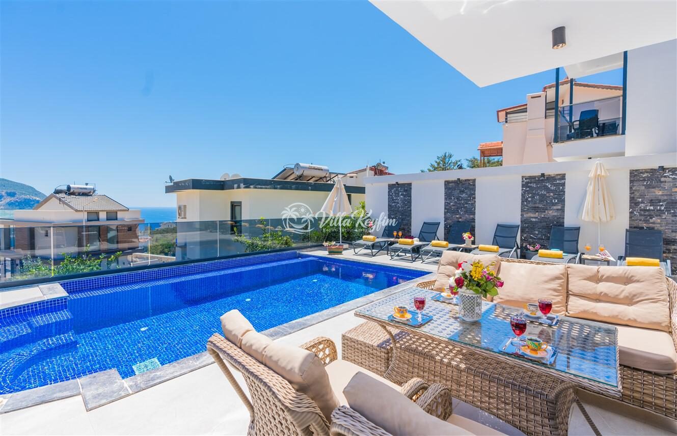 Villa Moon — 9