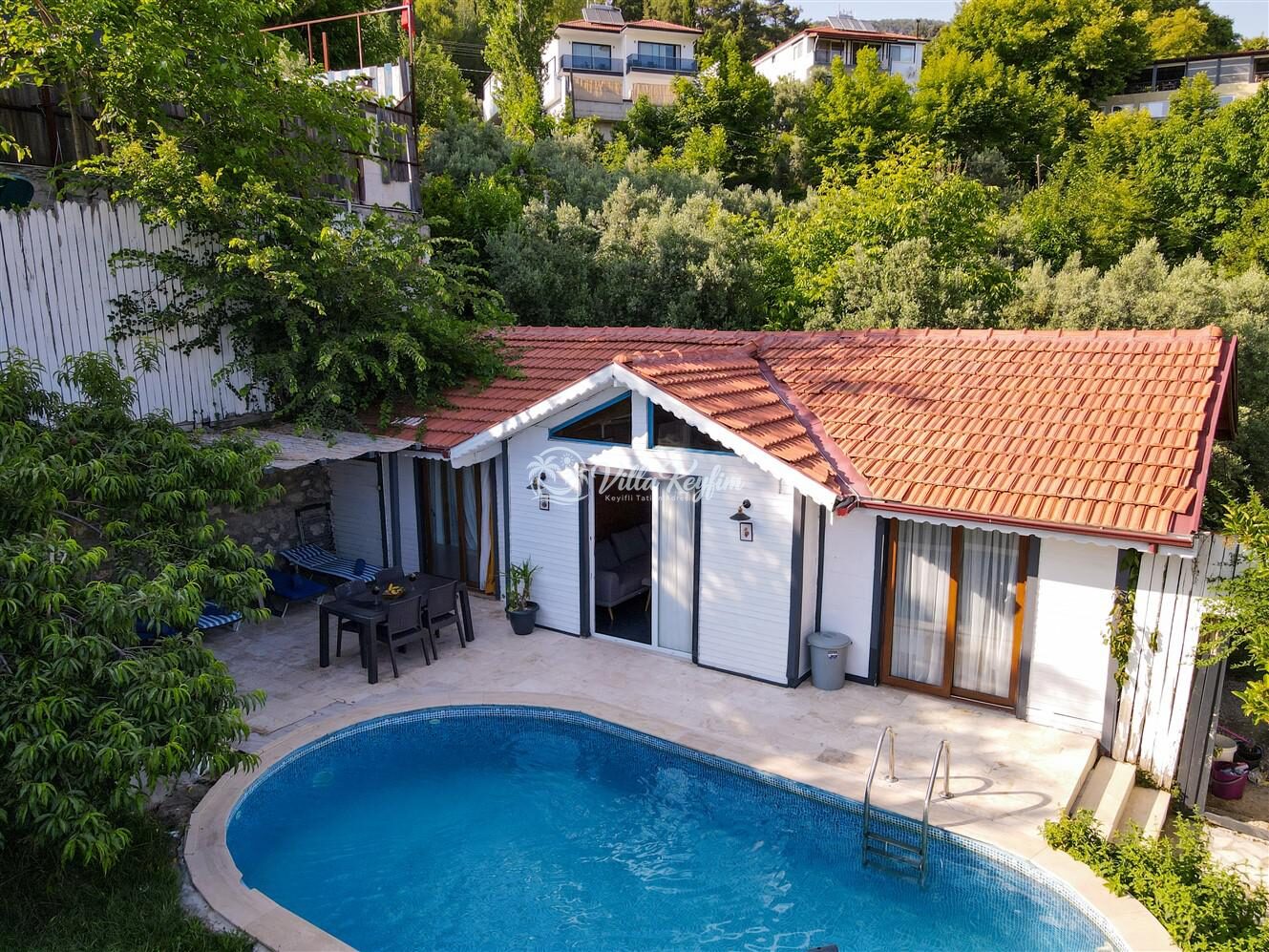Villa Pandora 3 — 1