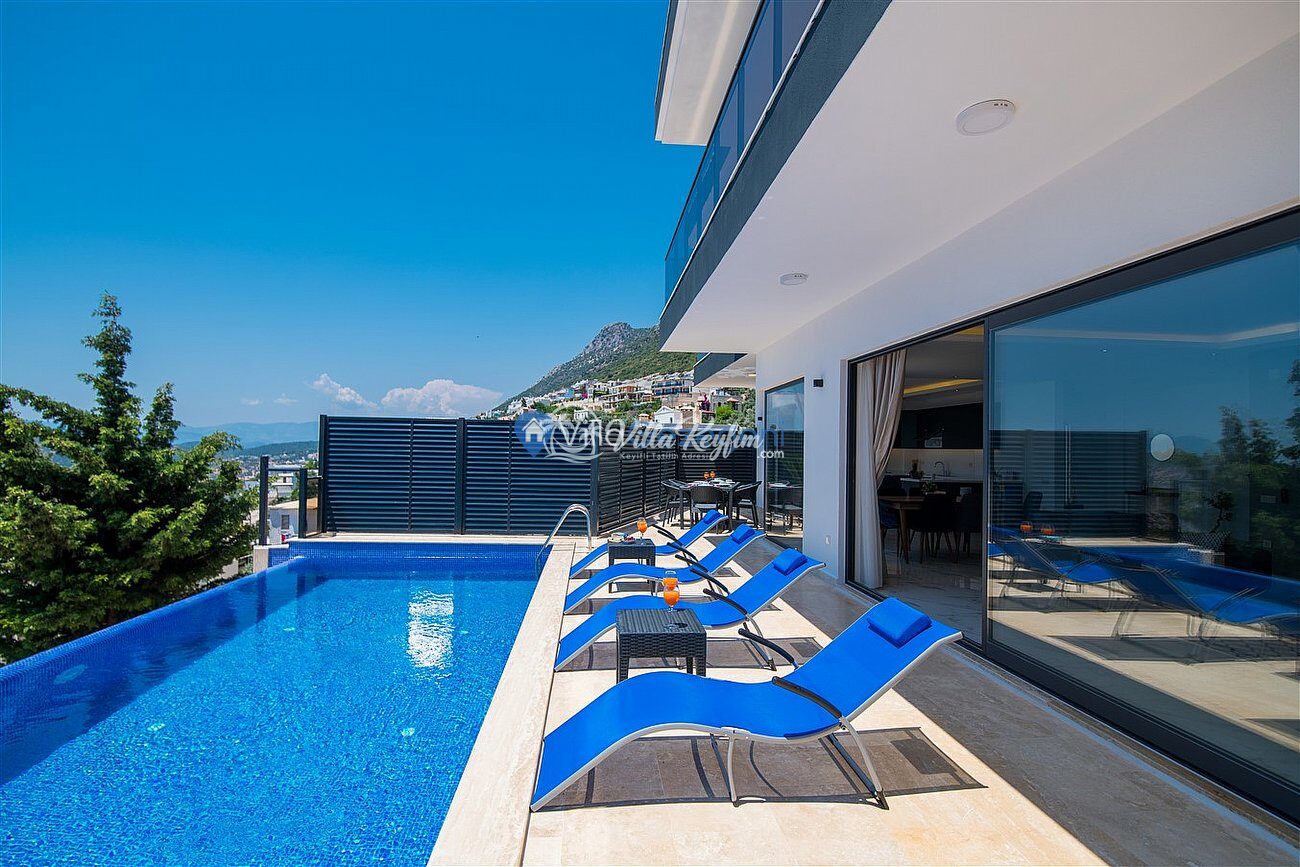 Villa Moonlight — 6