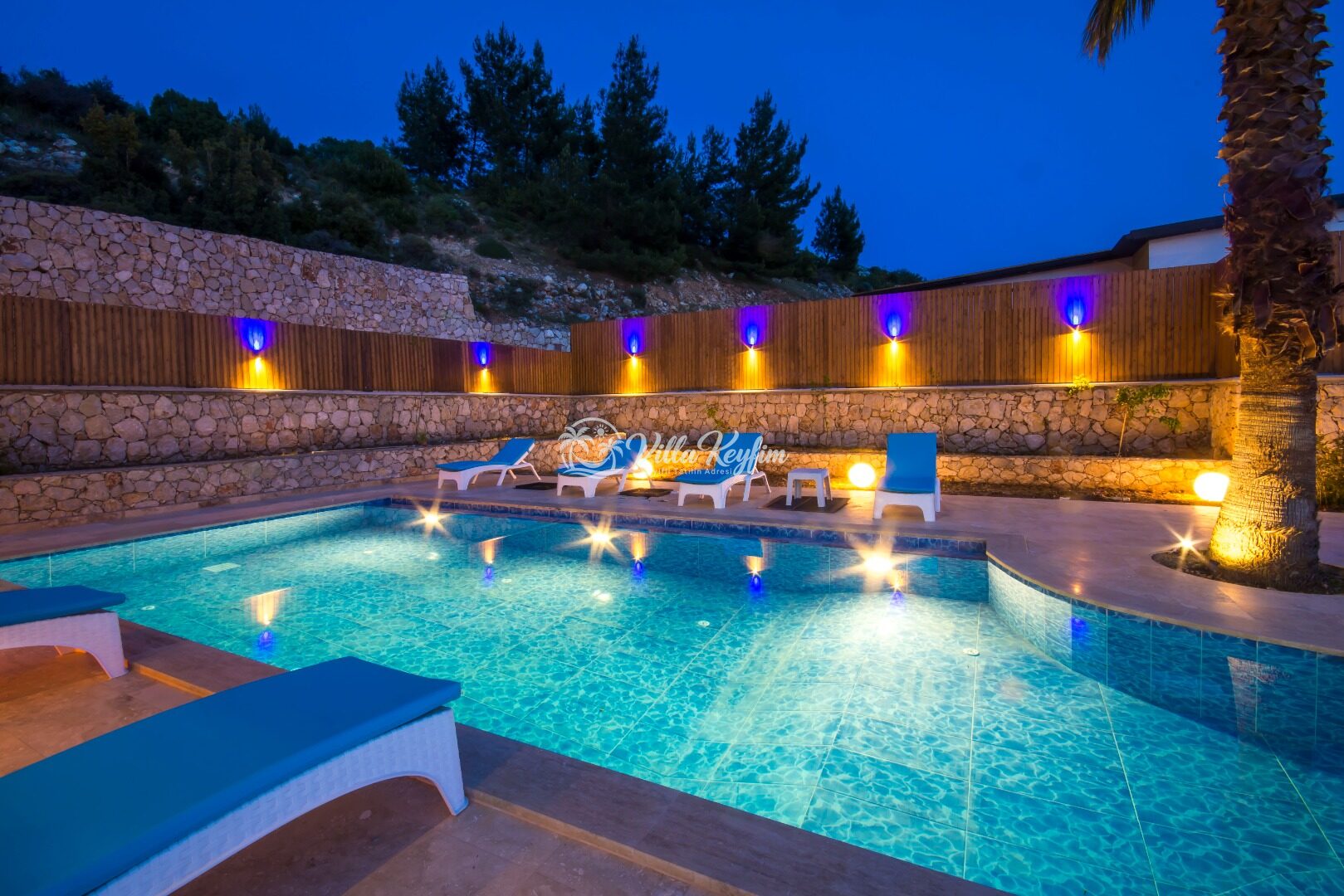 Villa Petek 2 — 4