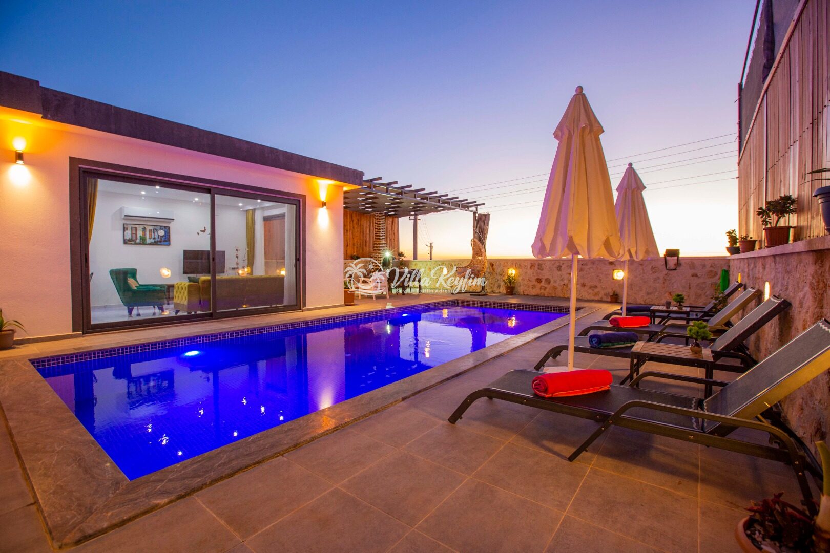 Villa Karya — 8
