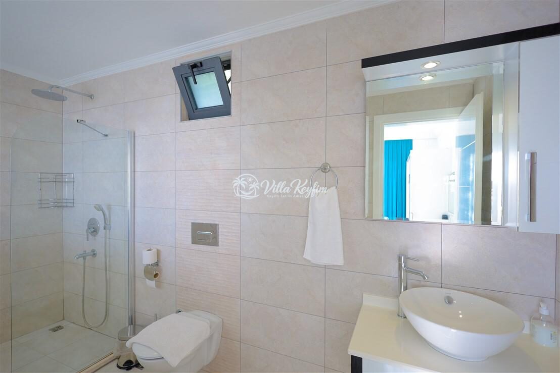 Villa Yusef — 58