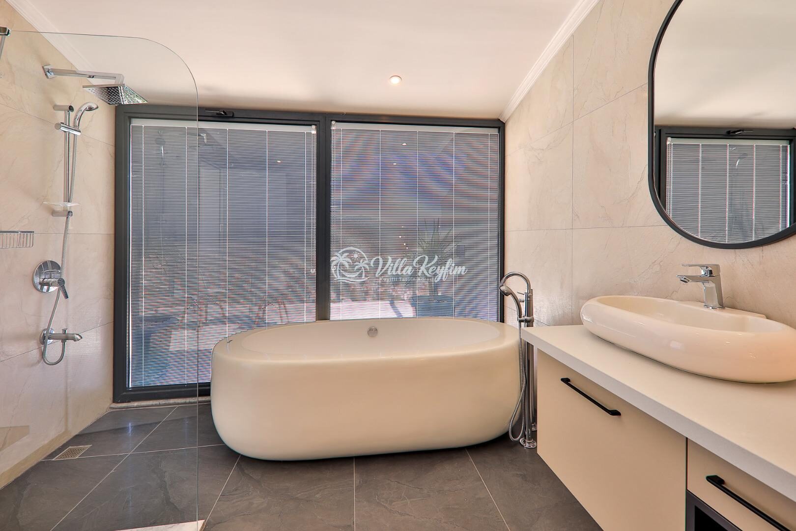Villa İmperial — 80