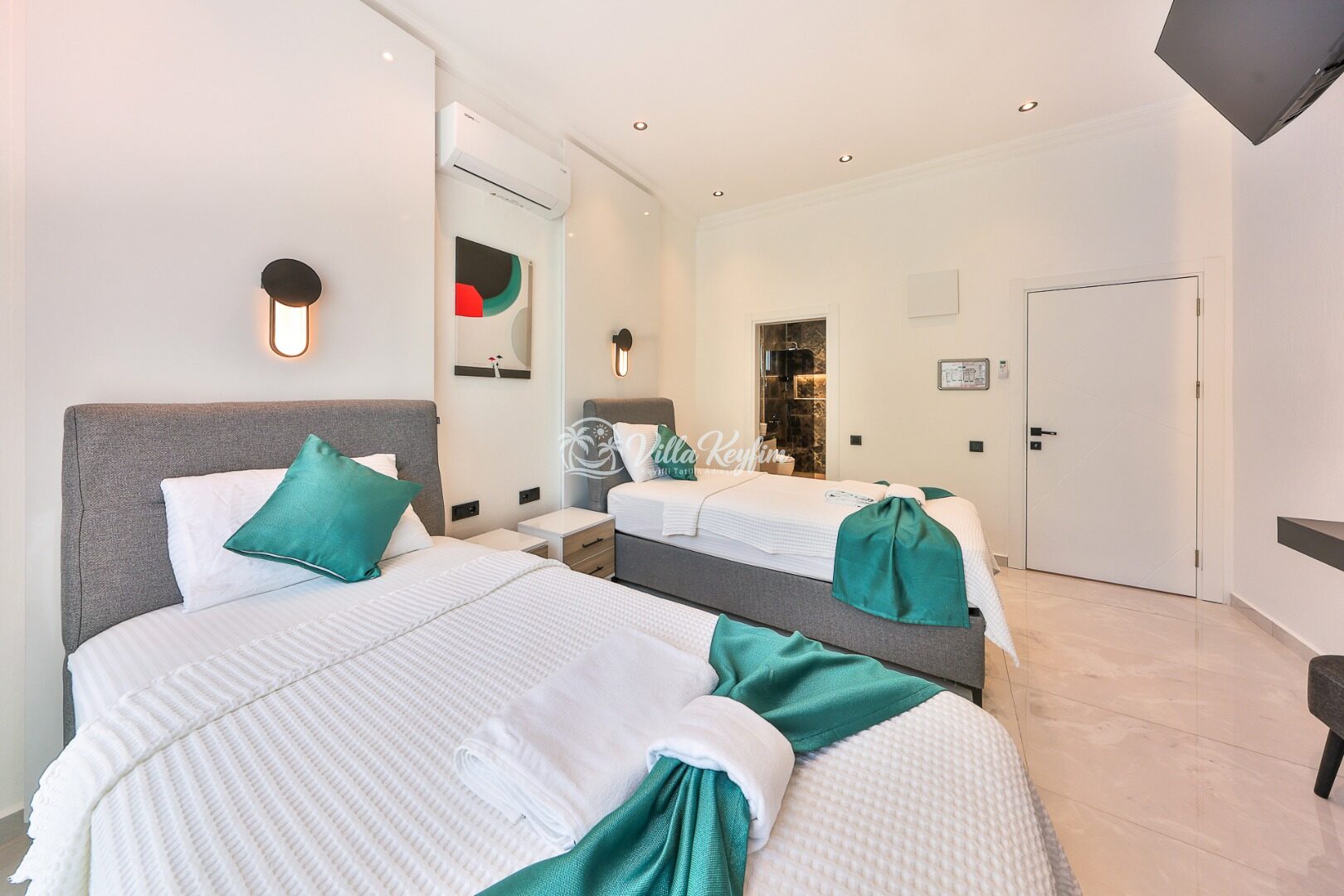 Villa Free — 25