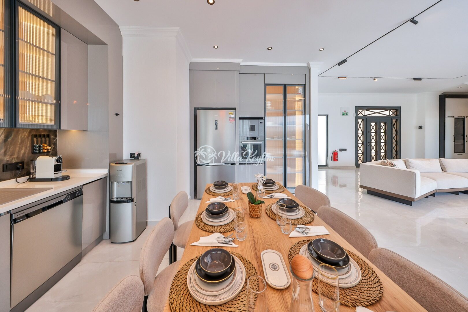 Villa Free — 54