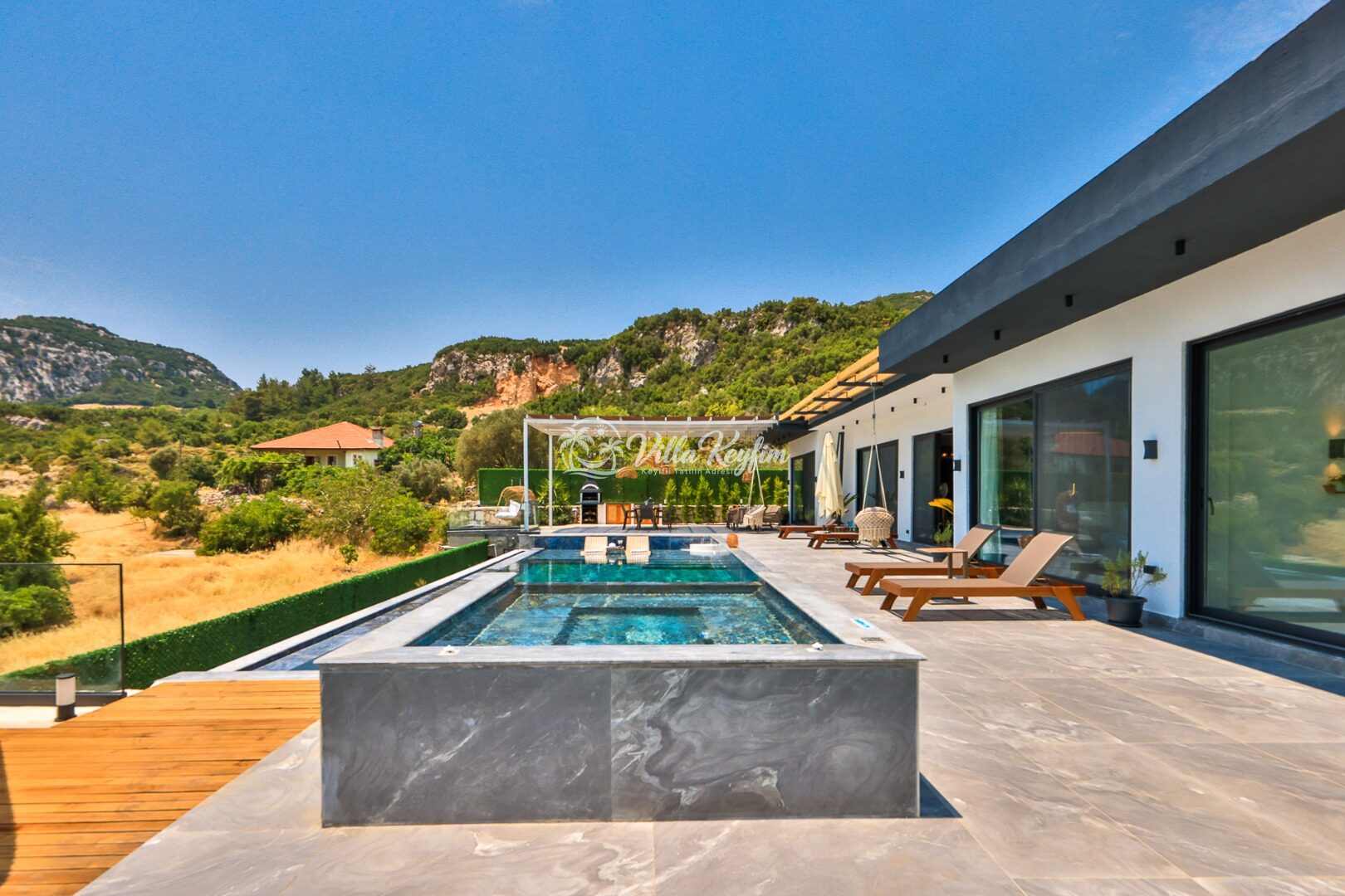 Villa Free — 73