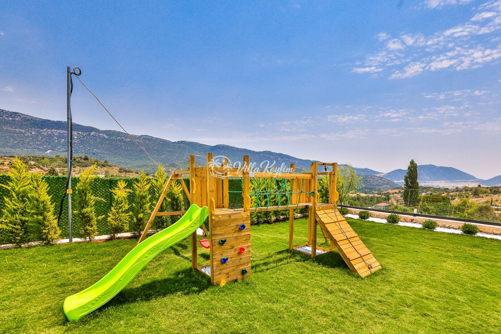 Villa Free — 75