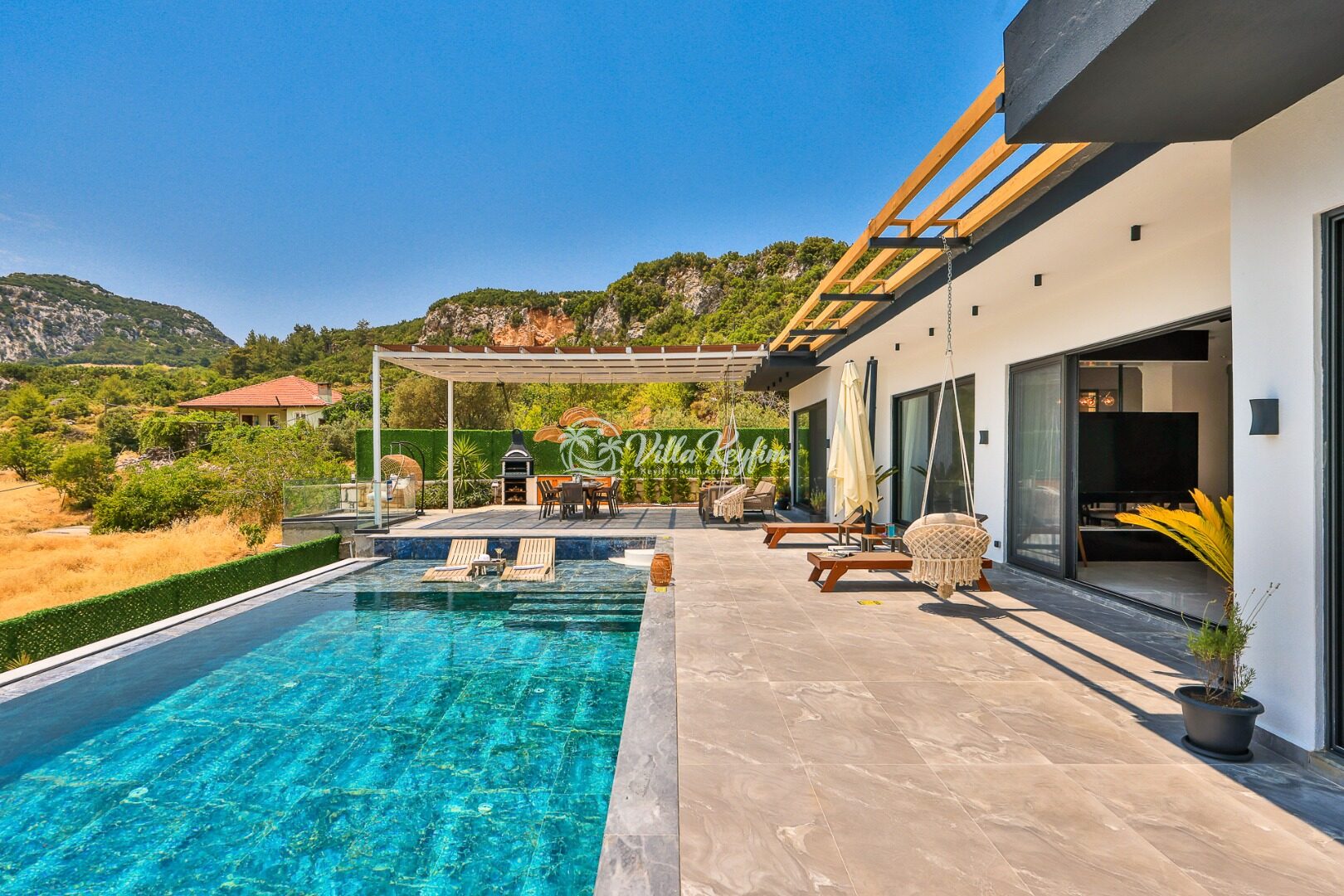 Villa Free — 76