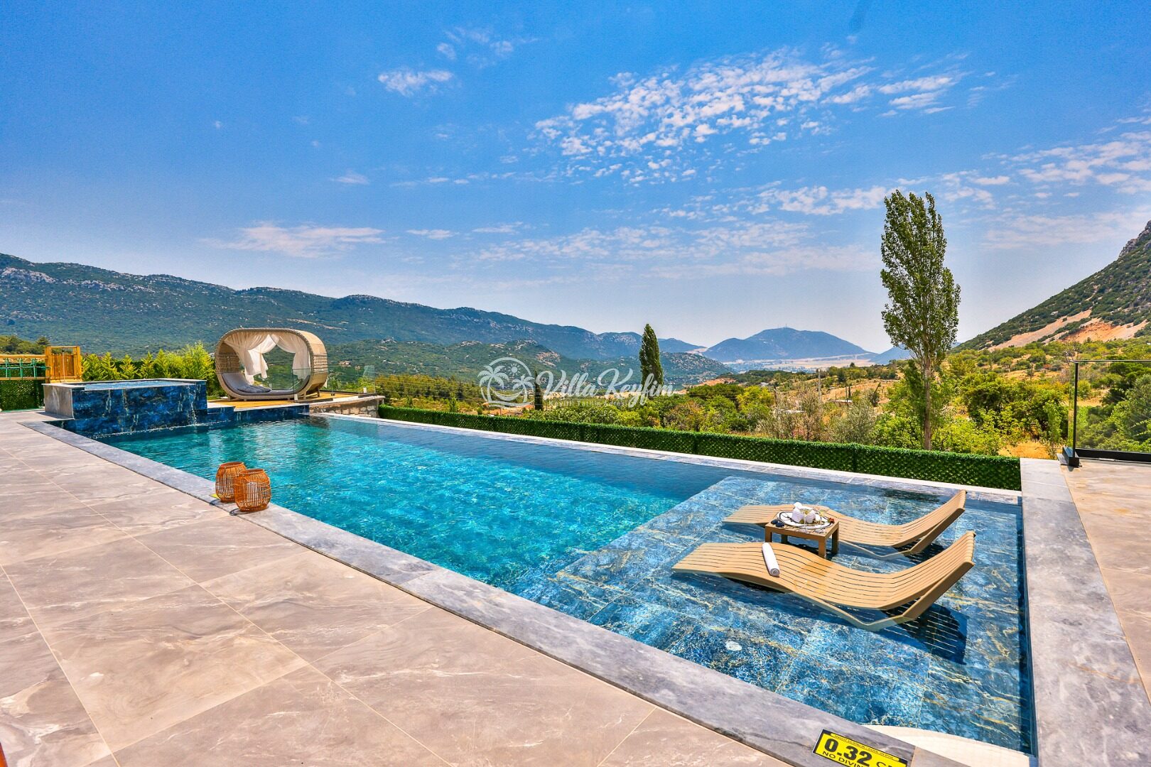 Villa Free — 107