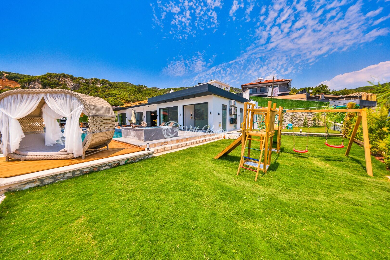 Villa Free — 110