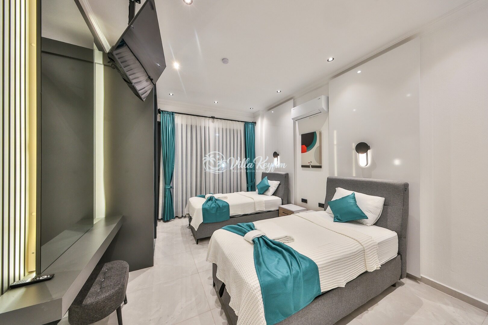 Villa Free — 127