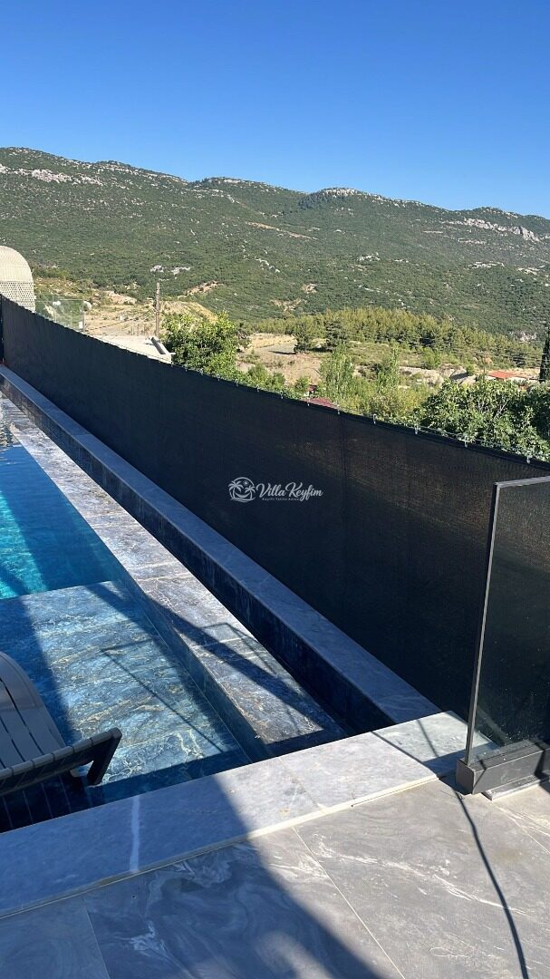 Villa Free — 146