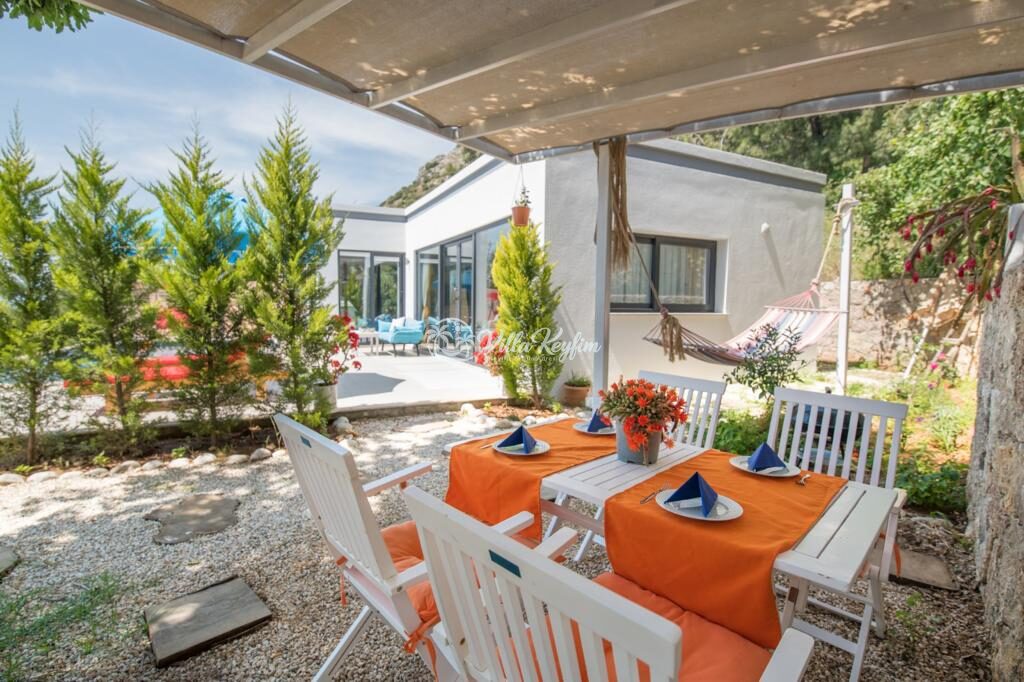 Villa Romeo — 12