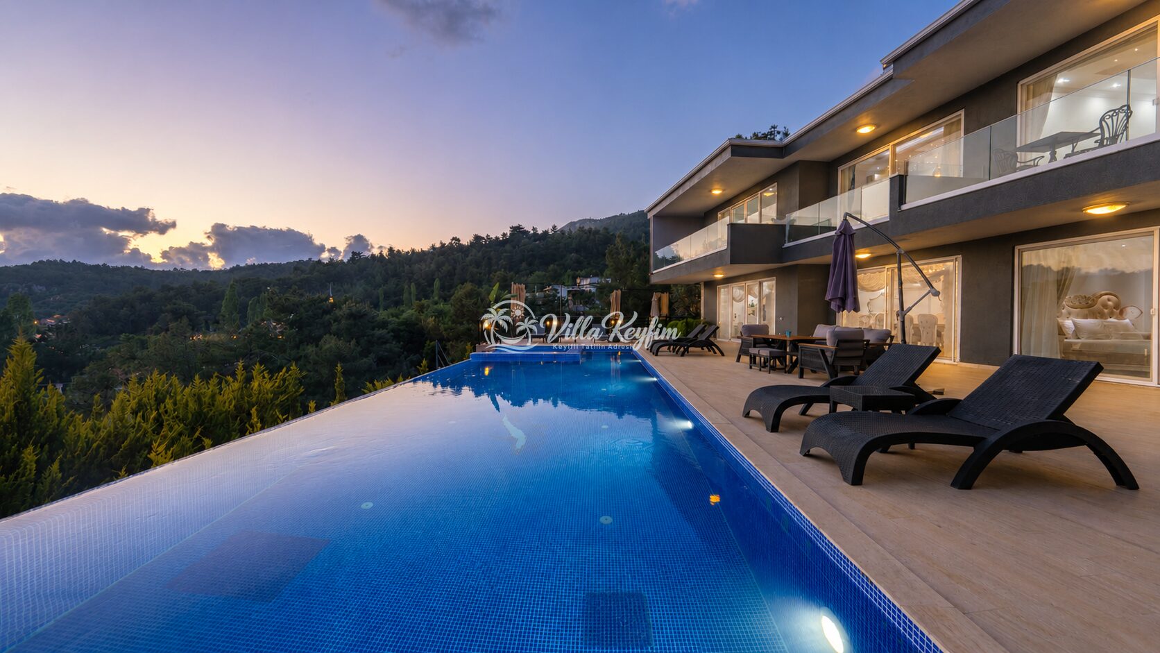 Villa Velaris — 13