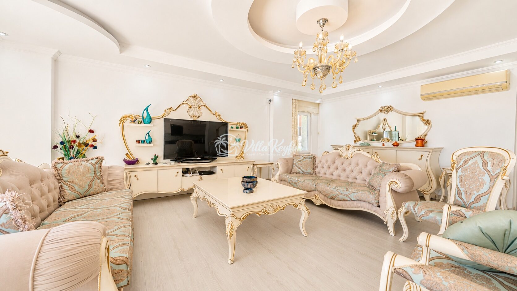 Villa Velaris — 18