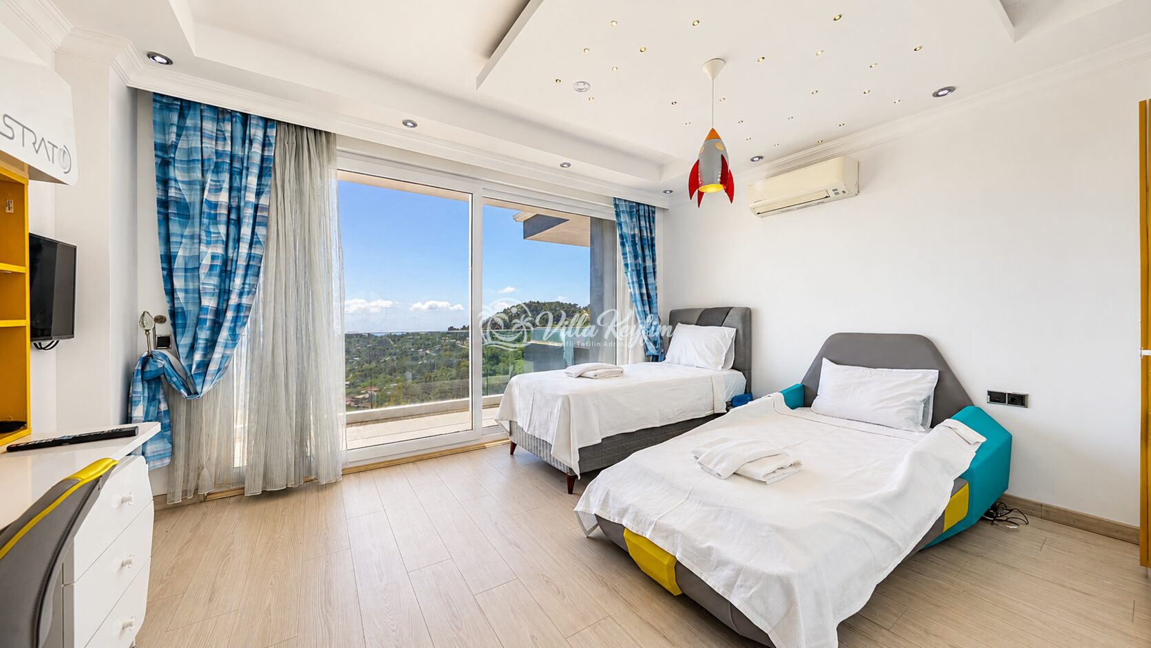 Villa Velaris — 37