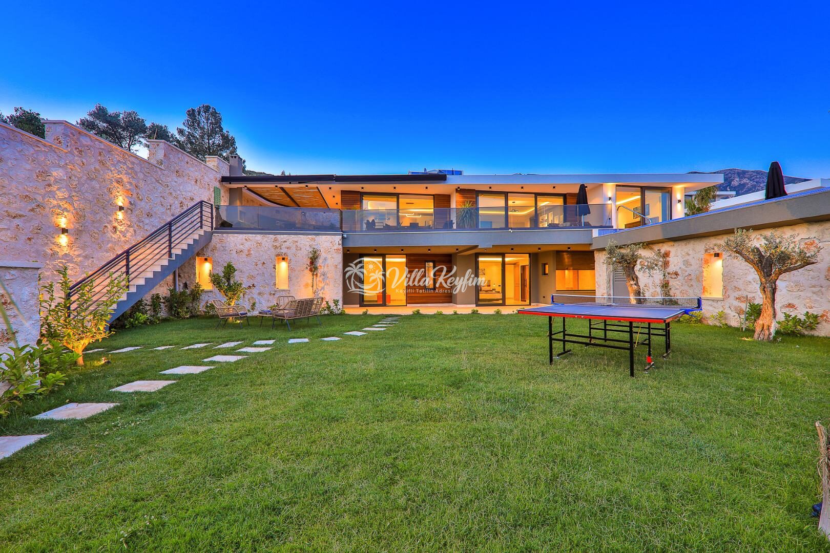 Villa Dreams — 2