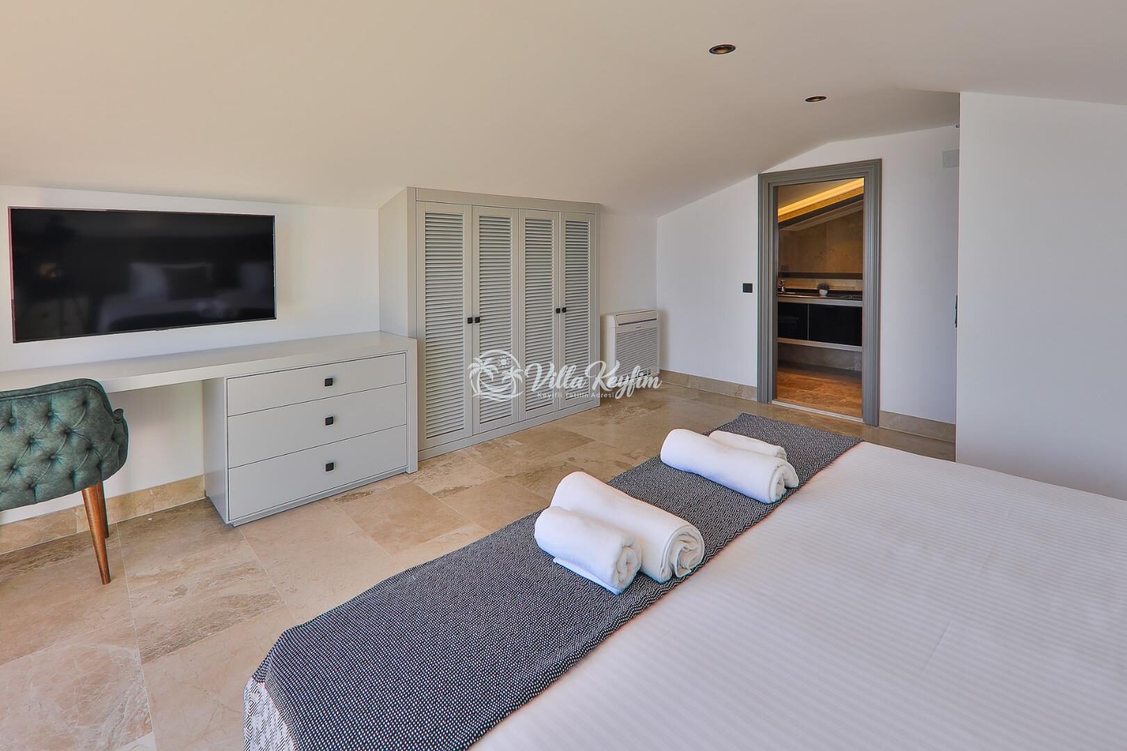 Villa Sweet — 48