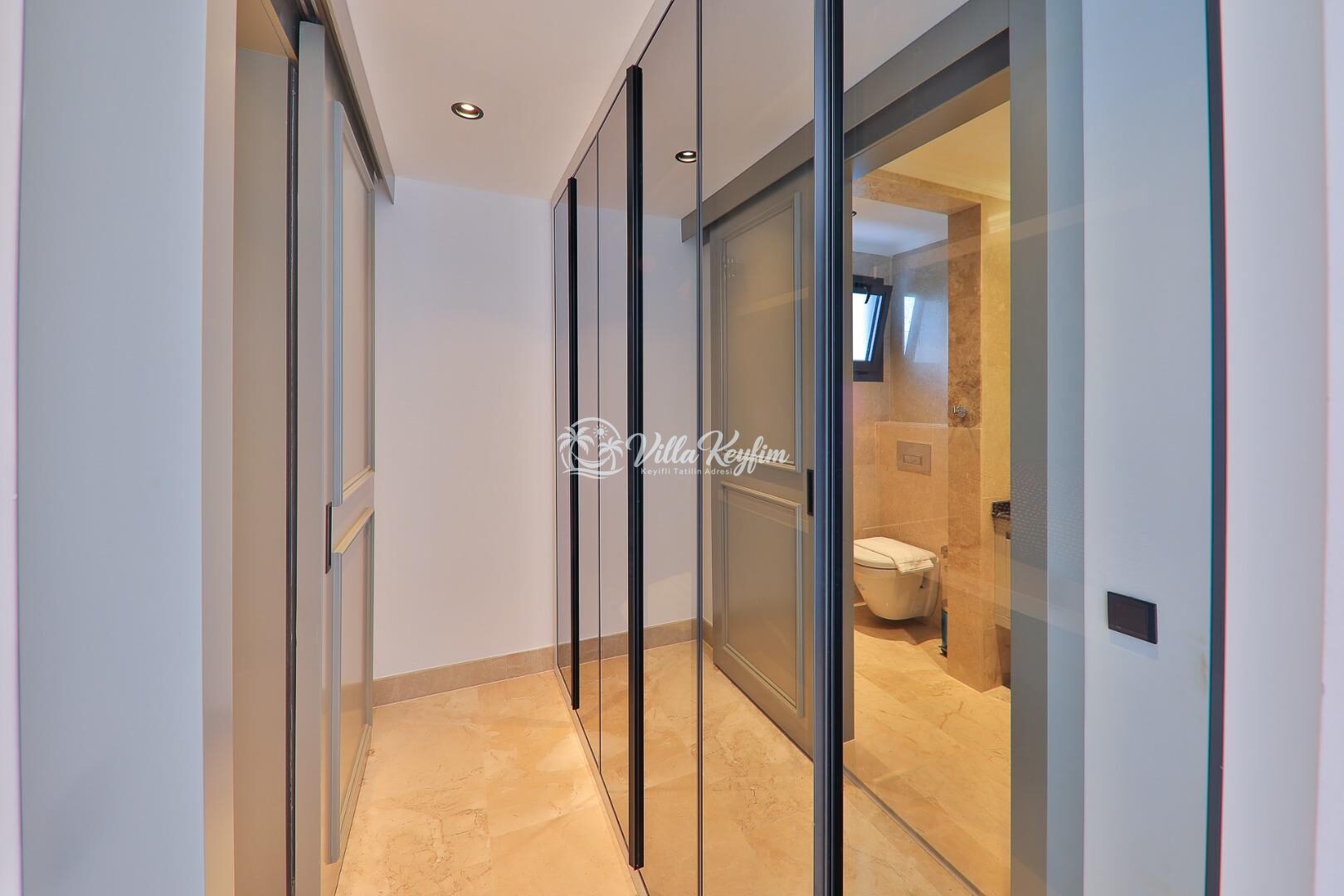 Villa Dreams — 47