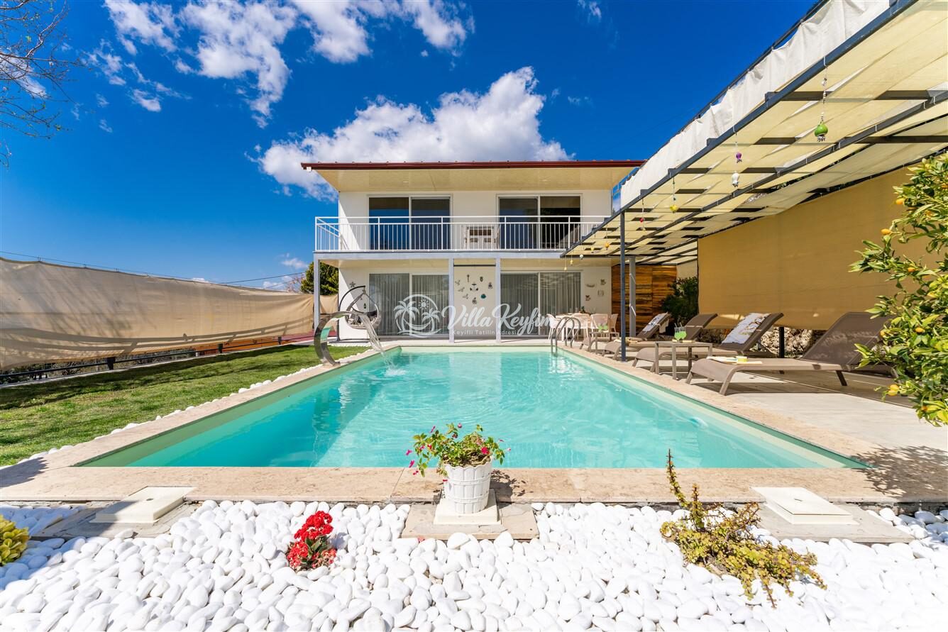 Villa Smyrna — 17