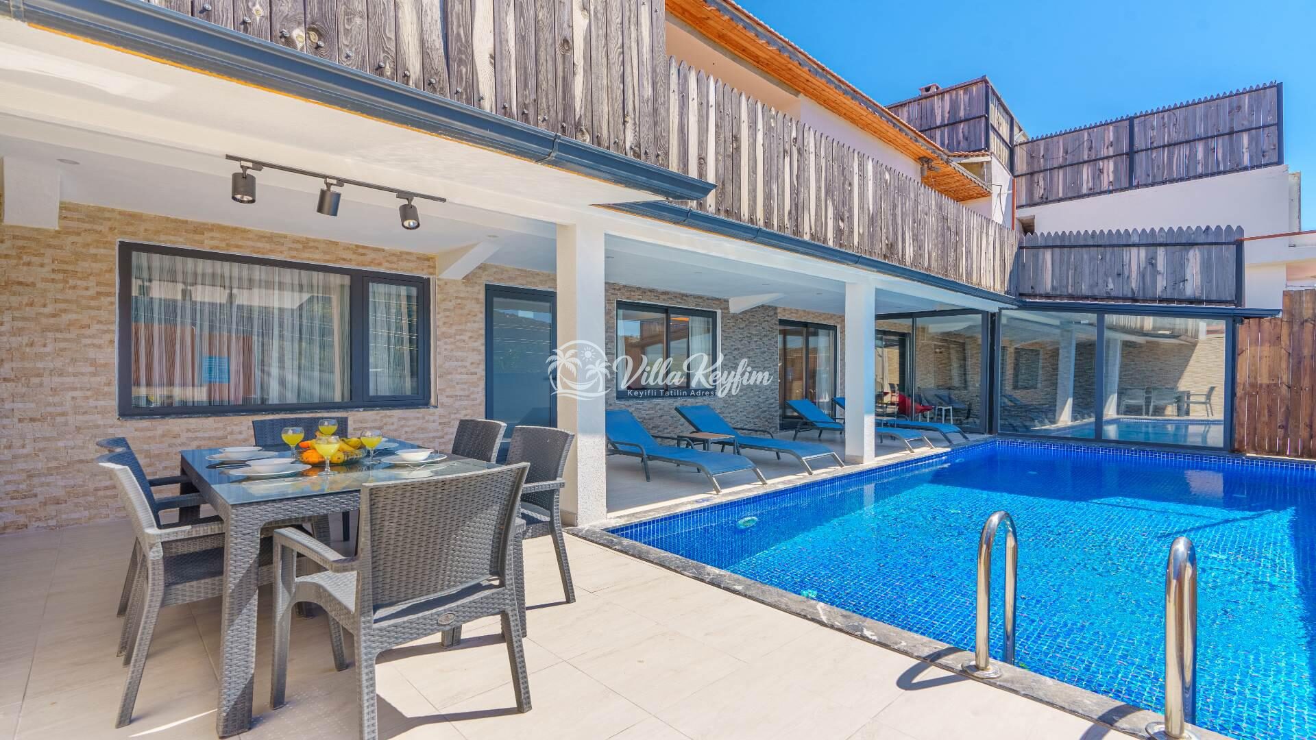 Villa Yaz 3 — 11
